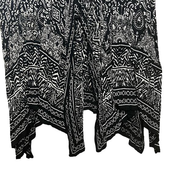 Bila Size XXL Black White Print Farah Boho Dress Handkerchief Hem Crochet Neck - Picture 7 of 9